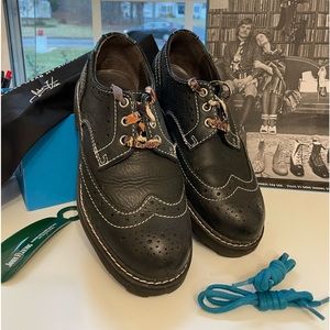 John Fluevog Michael 7th Heaven Brogue Men’s 7.5 Women’s 9.5 Black
